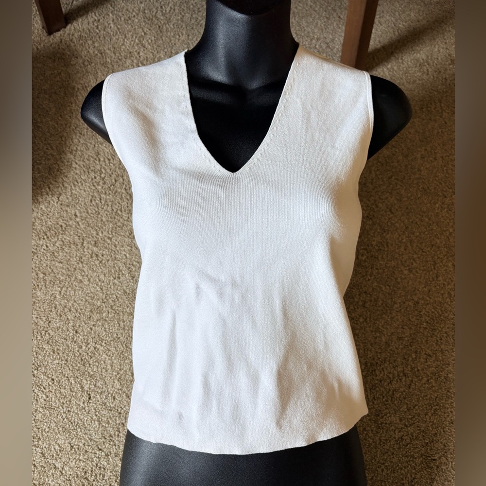 Judith & Charles White Top